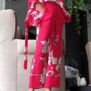 Cropped printed silky pants